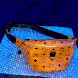 MCM FURSTEN VISETOS BELT BAG